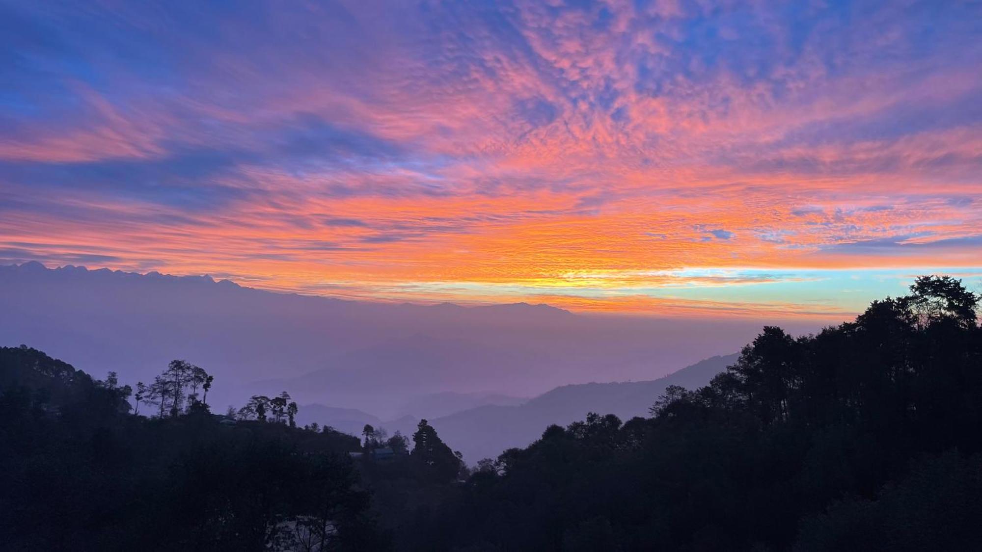 Hotel Everest Window View Nagarkot Dış mekan fotoğraf
