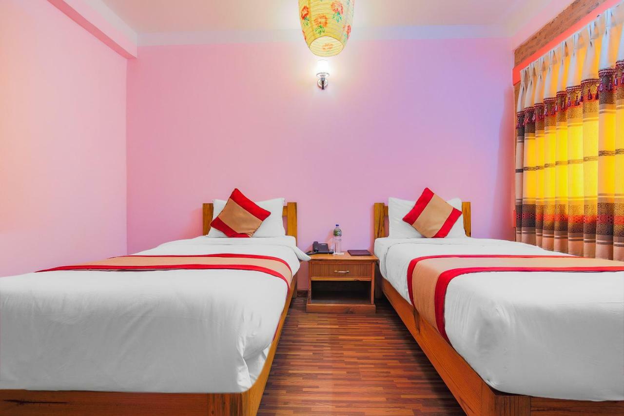Hotel Everest Window View Nagarkot Dış mekan fotoğraf